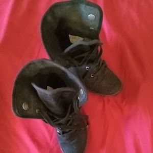 Roxy boots
